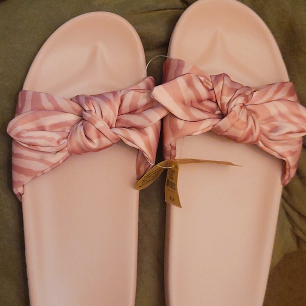 BRAND NEW SLIDES